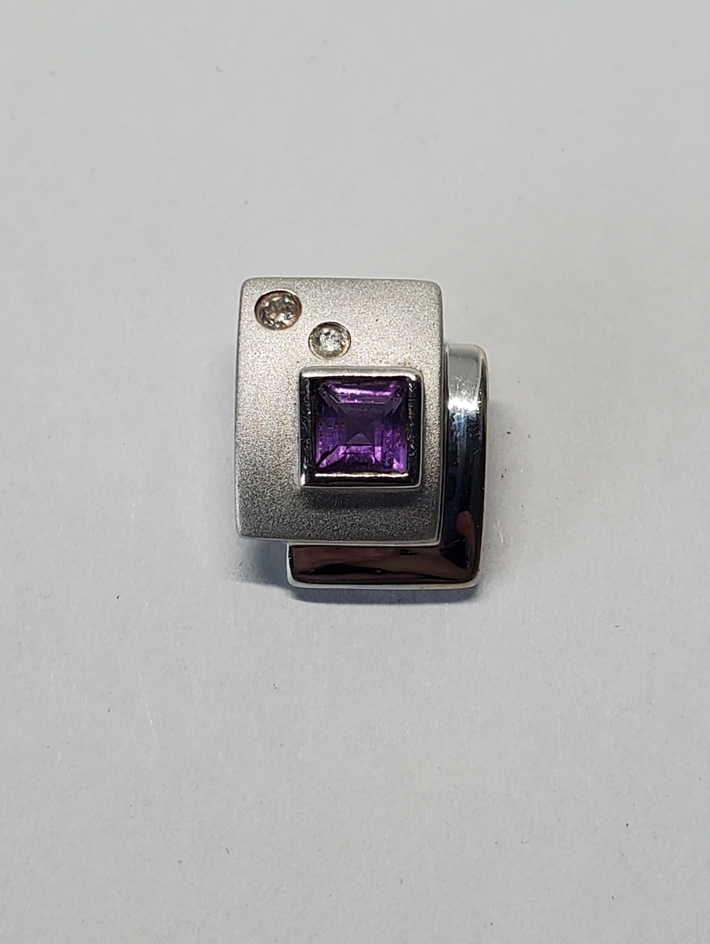 14k White Gold Amethyst Diamond Matte Geometric Pendant